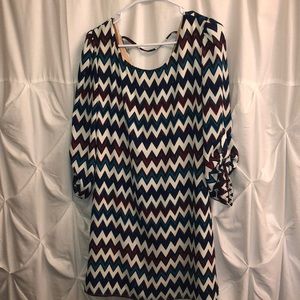 Chevron pattern women’s midi dress